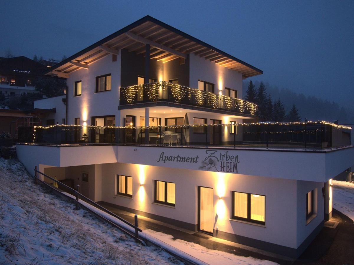 Top Holiday Flat In Fuegen Near The Ski Area Esterno foto